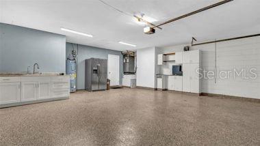 Image 16 of 32 For 173 Foxcroft Dr E.