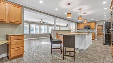 Image 19 of 32 For 173 Foxcroft Dr E.