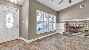 Image 24 of 32 For 173 Foxcroft Dr E.