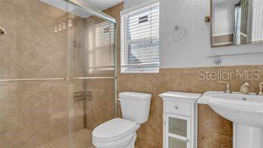 Image 6 of 32 For 173 Foxcroft Dr E.