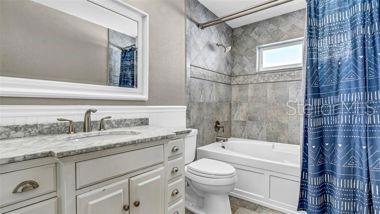 Image 7 of 32 For 173 Foxcroft Dr E.