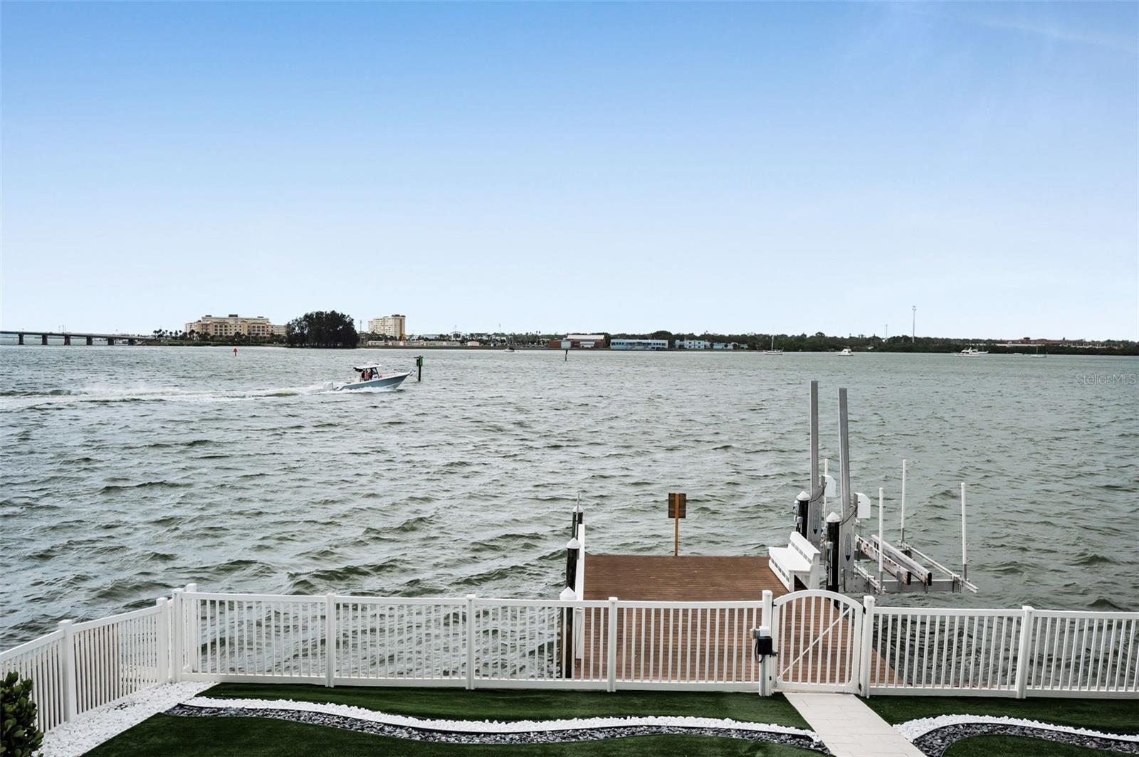 Image 41 of 100 For 804 Bay Point Drive