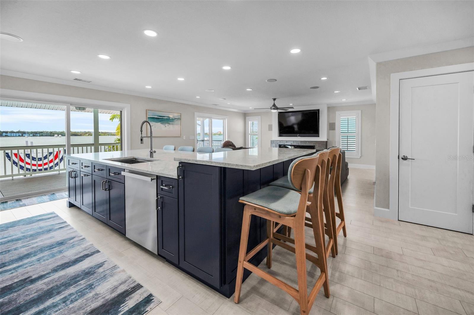 Image 61 of 100 For 804 Bay Point Drive