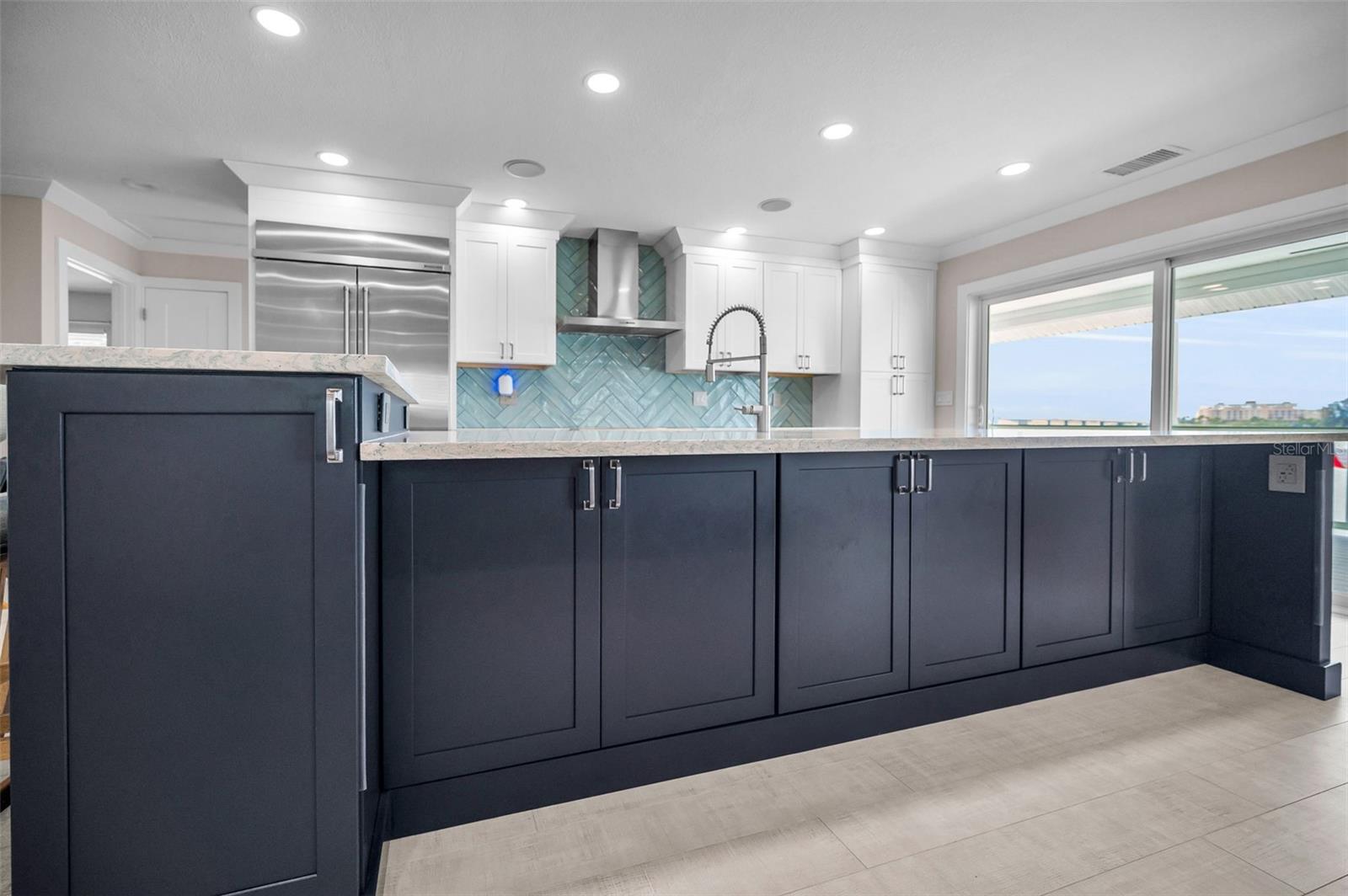 Image 63 of 100 For 804 Bay Point Drive