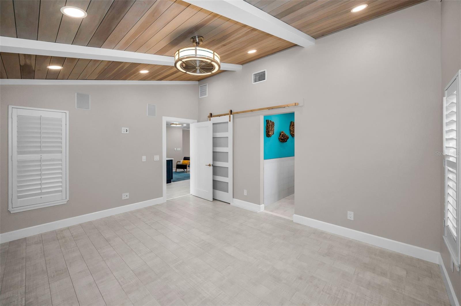 Image 74 of 100 For 804 Bay Point Drive