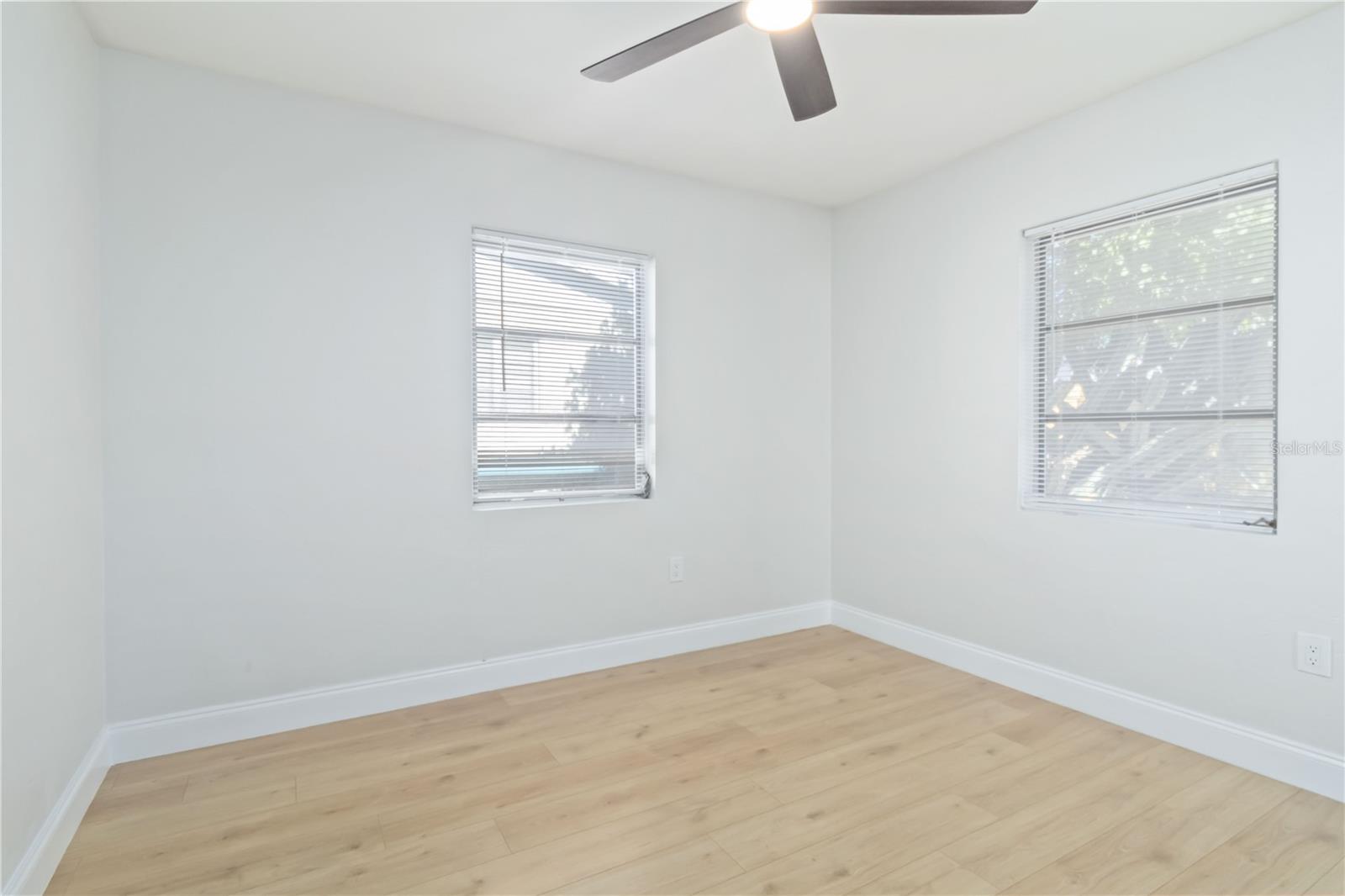 Image 16 of 29 For 5337 60th Street N