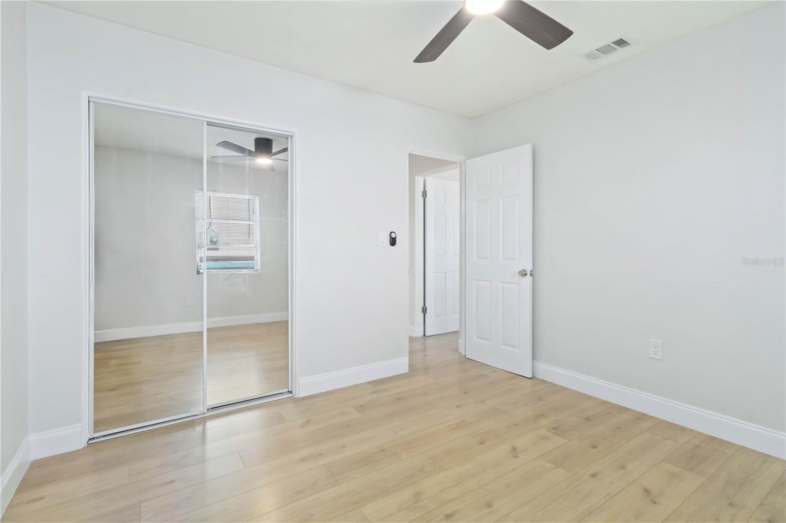 Image 18 of 29 For 5337 60th Street N