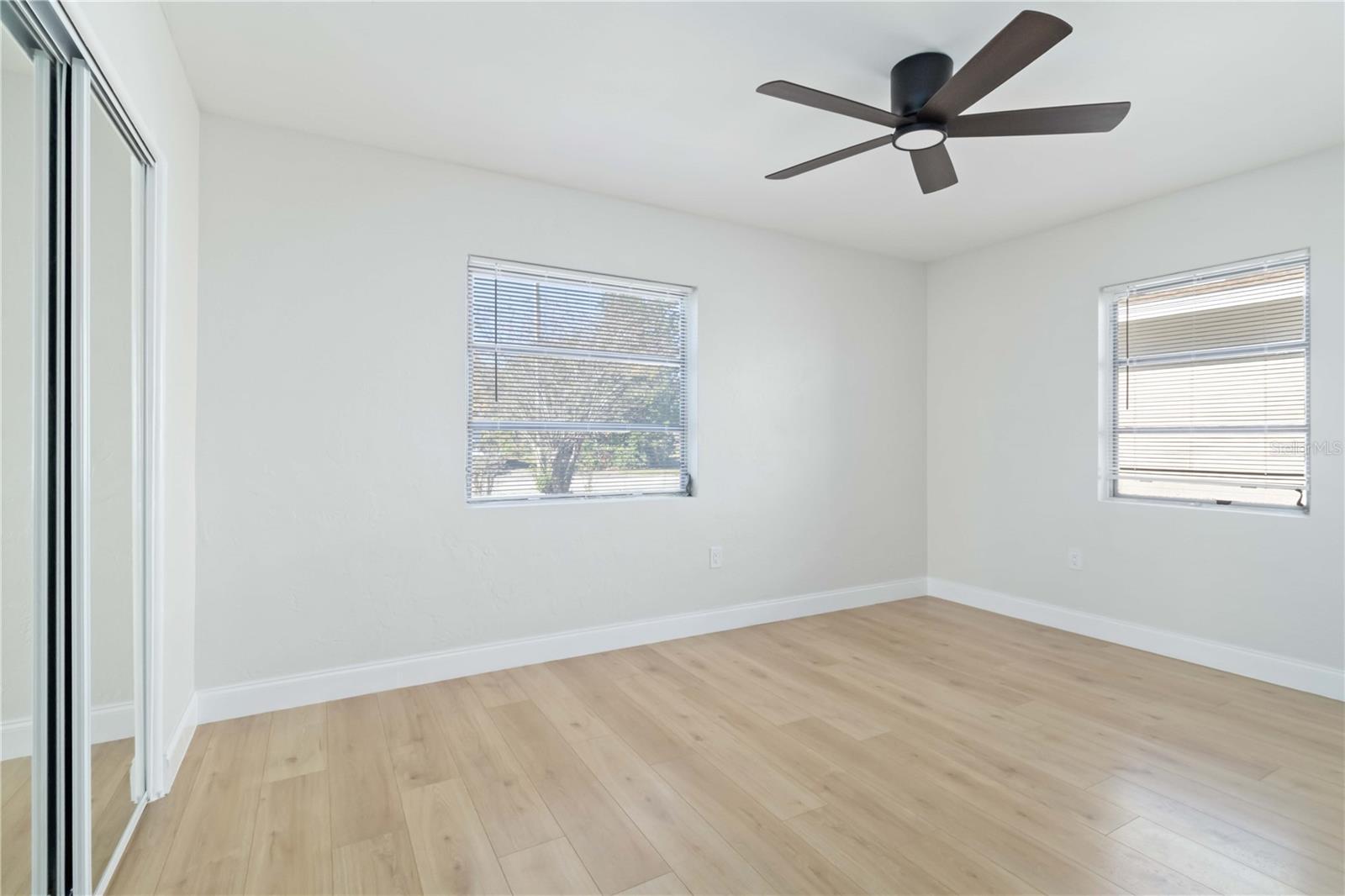 Image 19 of 29 For 5337 60th Street N