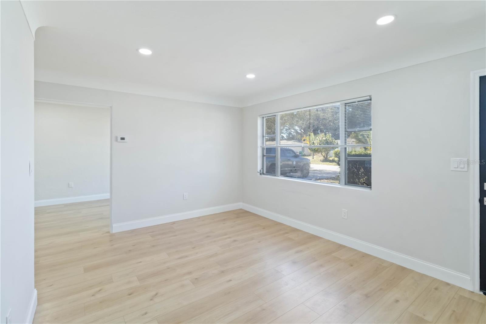 Image 4 of 29 For 5337 60th Street N