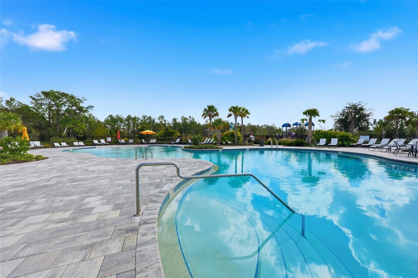 Image 40 of 56 For 32992 Major Oak Drive