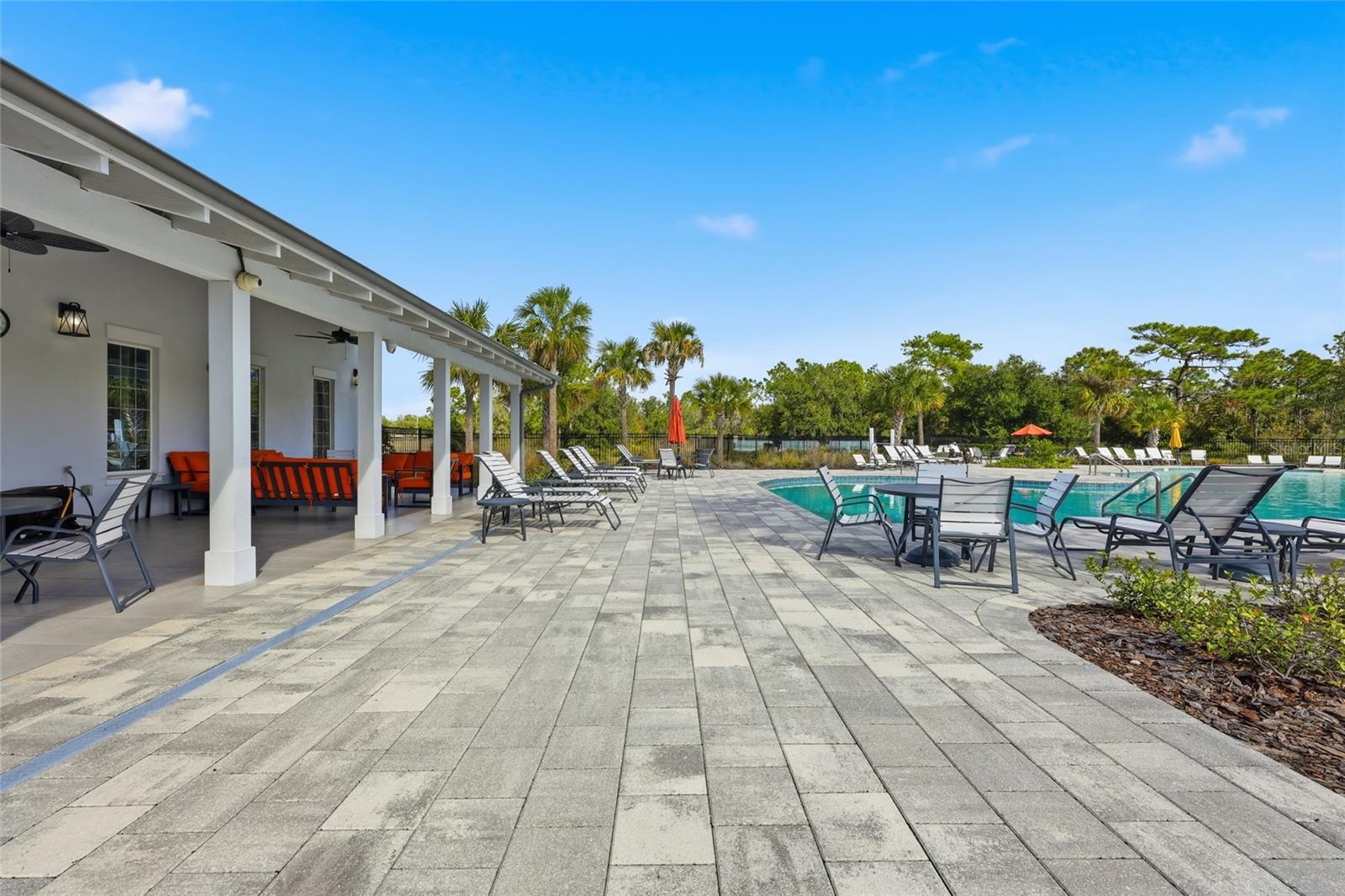 Image 42 of 56 For 32992 Major Oak Drive