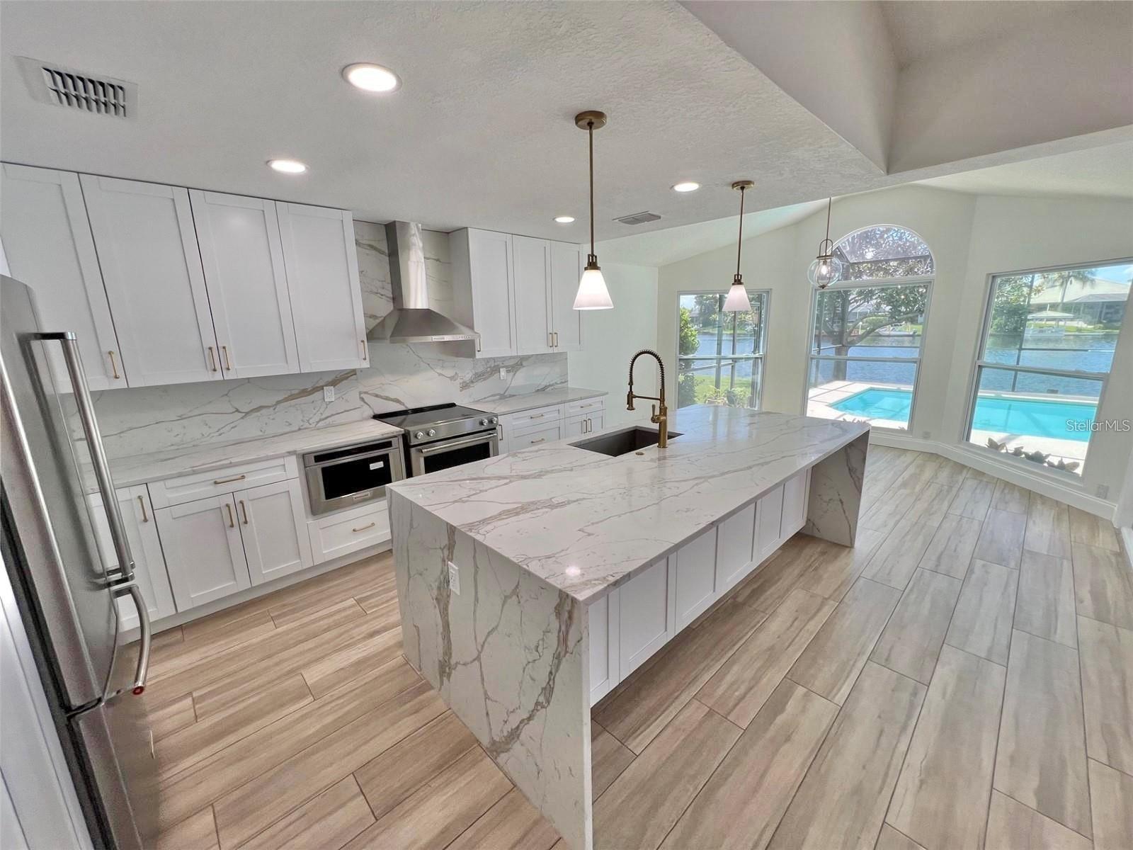 Image 13 of 61 For 4804 Longwater Way