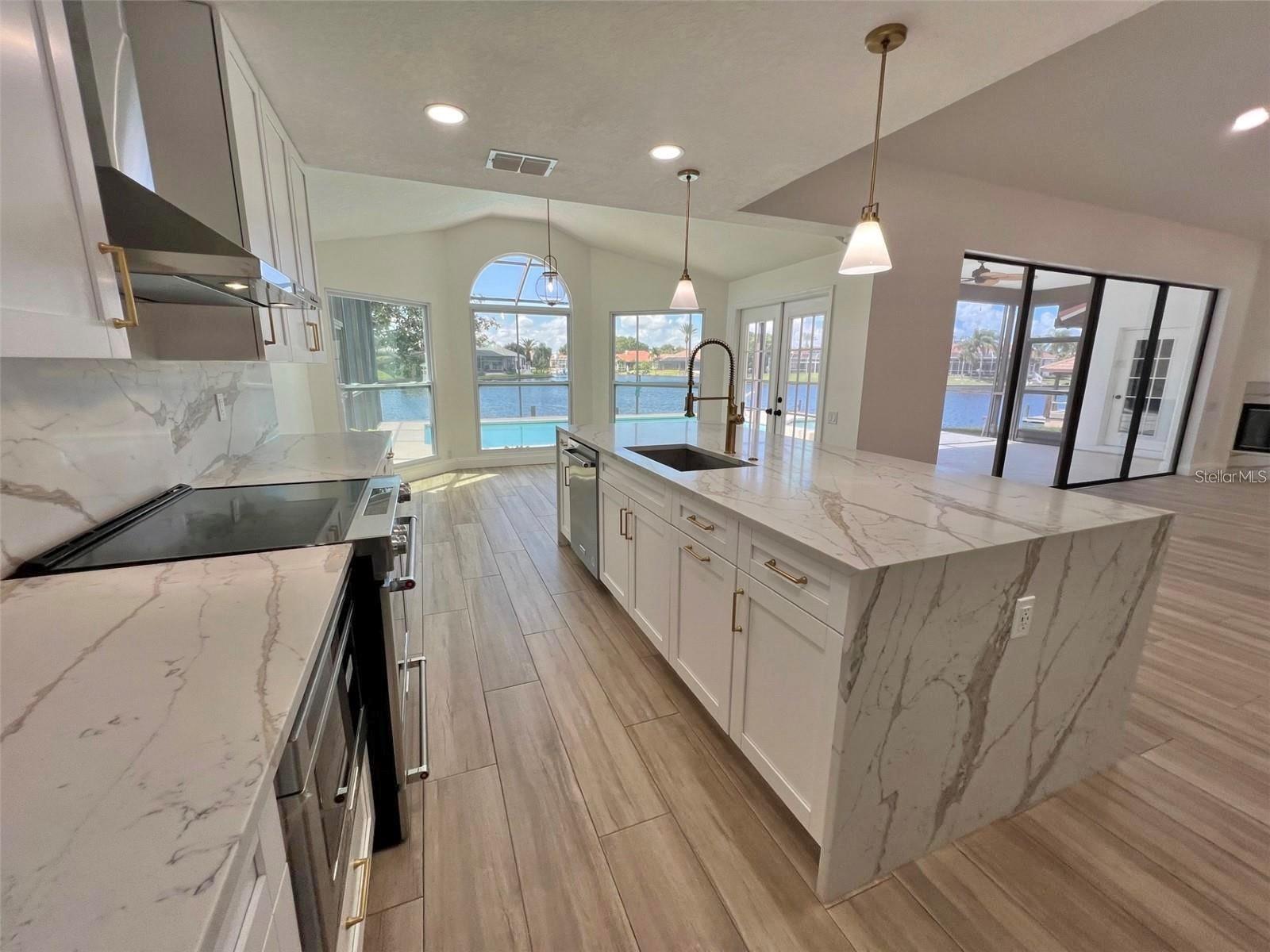 Image 19 of 61 For 4804 Longwater Way