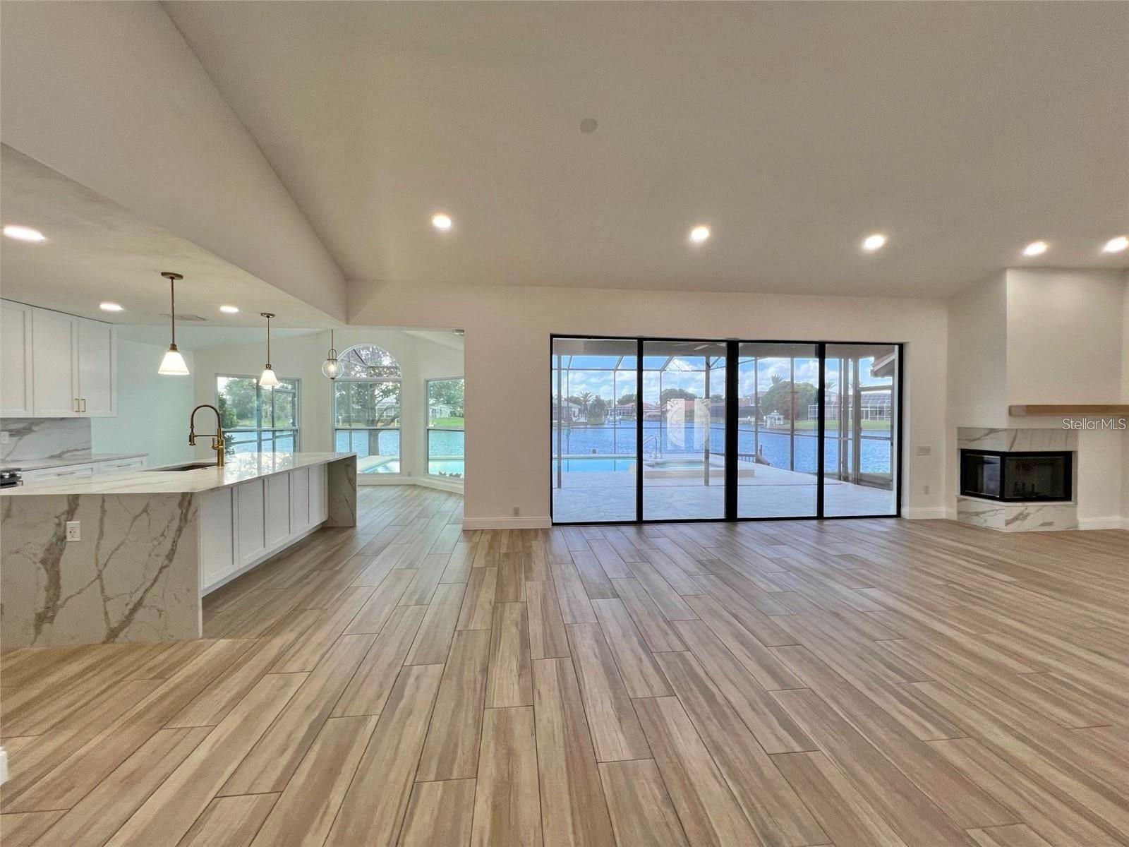 Image 20 of 61 For 4804 Longwater Way