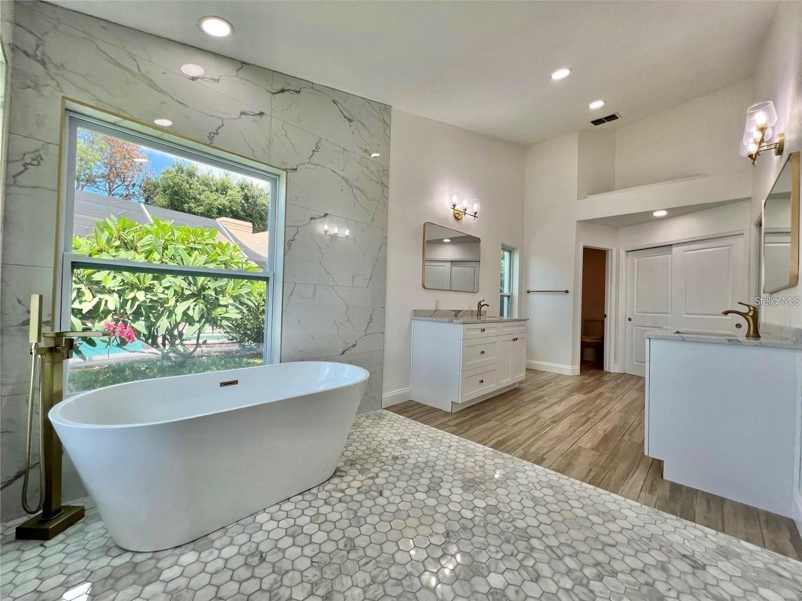 Image 36 of 61 For 4804 Longwater Way