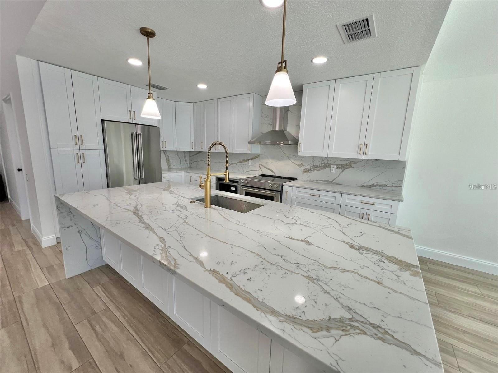 Image 4 of 61 For 4804 Longwater Way