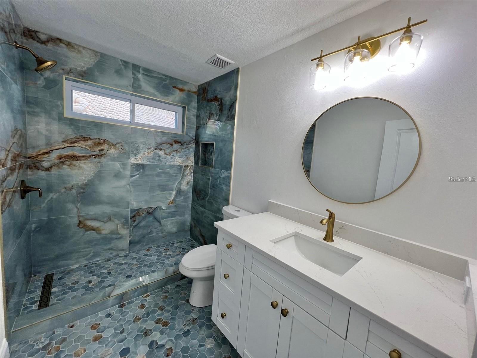 Image 41 of 61 For 4804 Longwater Way