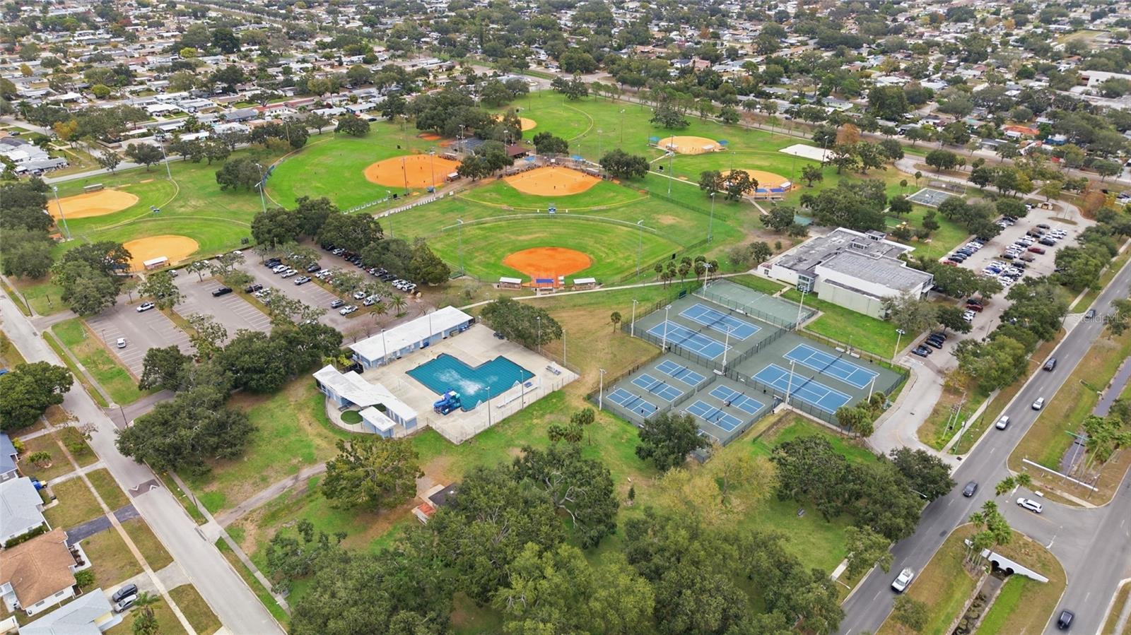 Image 34 of 34 For 6134 Hampton Drive N