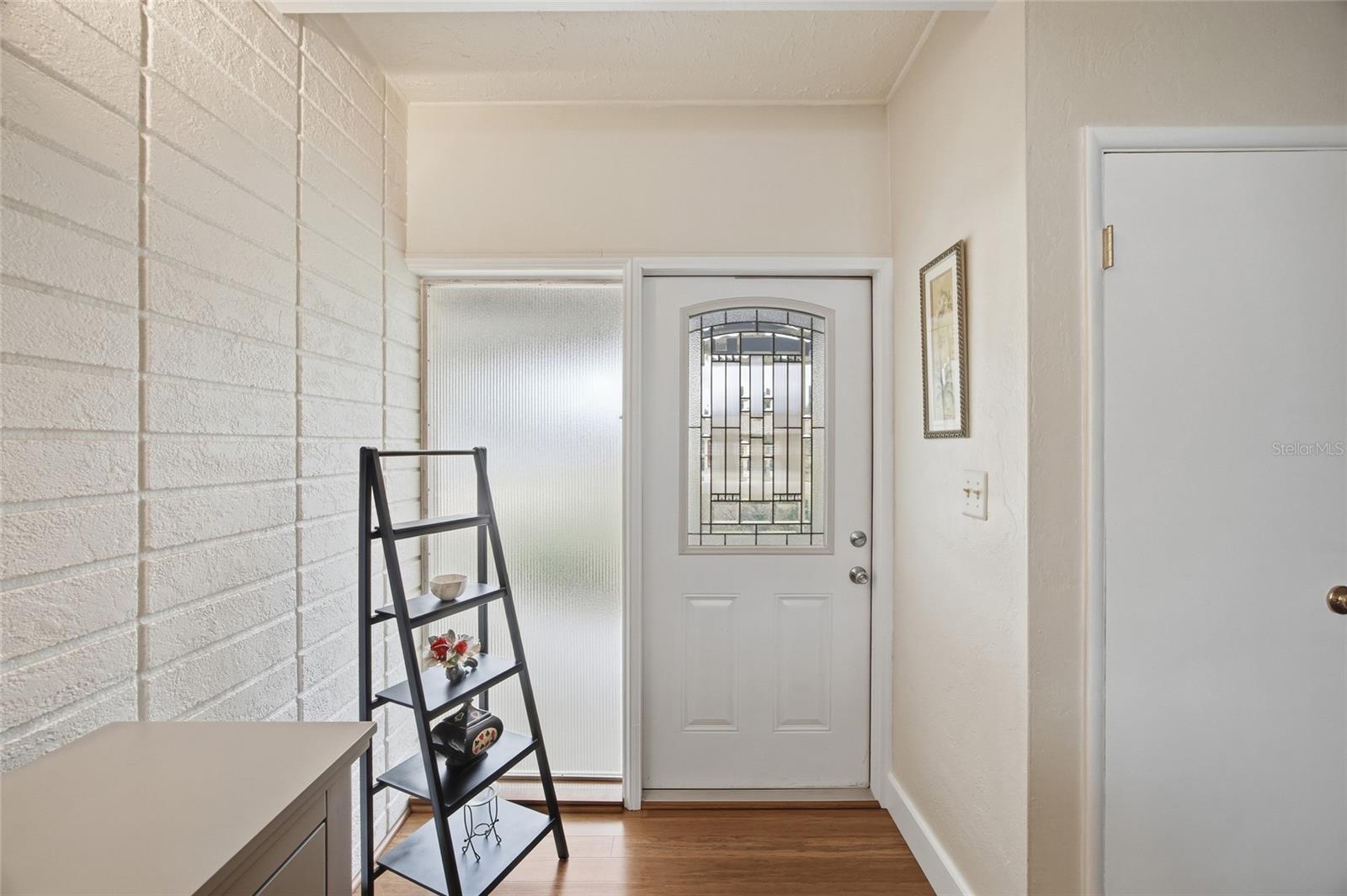 Image 5 of 34 For 6134 Hampton Drive N