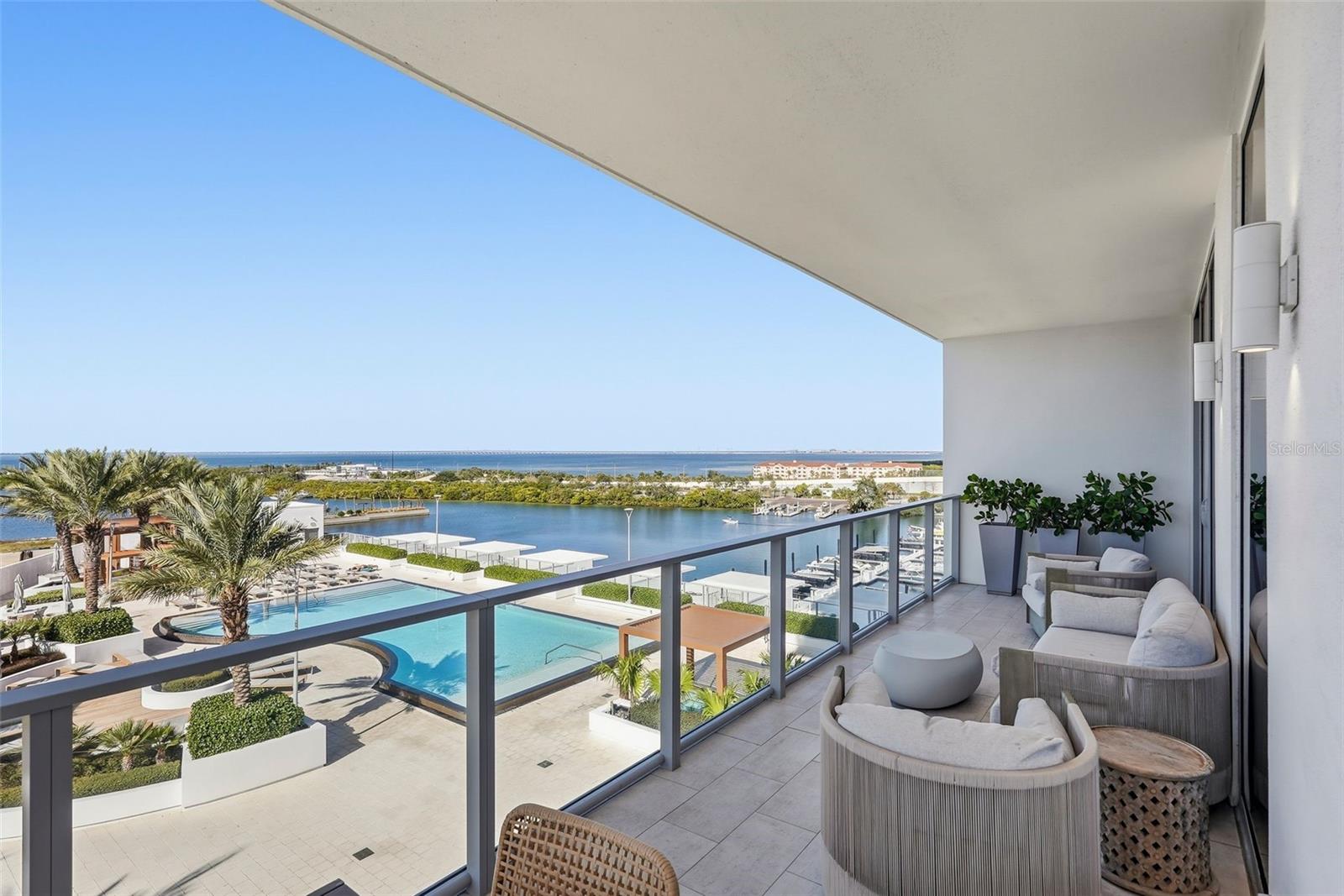 Image 15 of 61 For 5120 Marina Way 7703