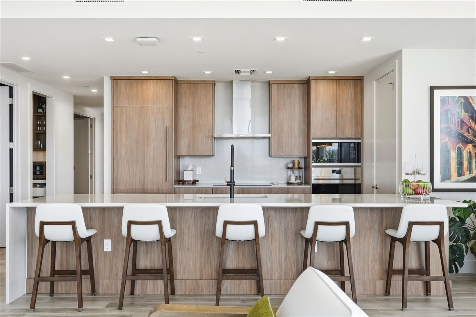 Image 18 of 61 For 5120 Marina Way 7703