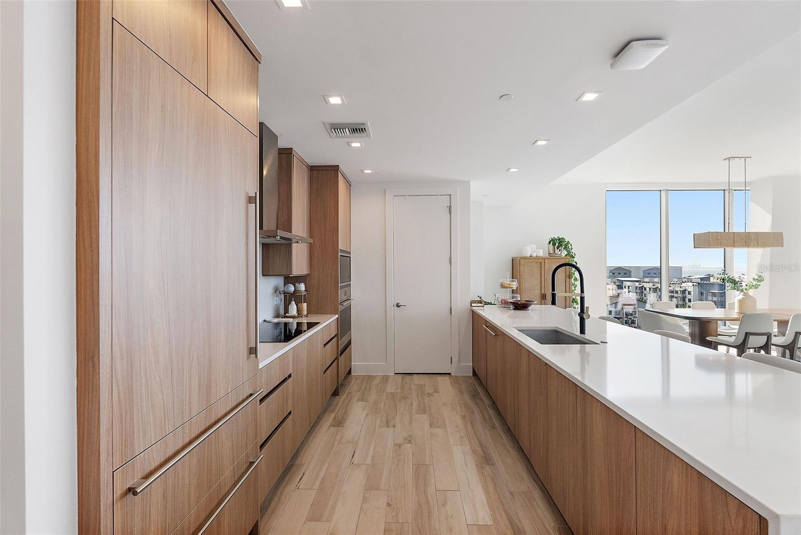 Image 19 of 61 For 5120 Marina Way 7703