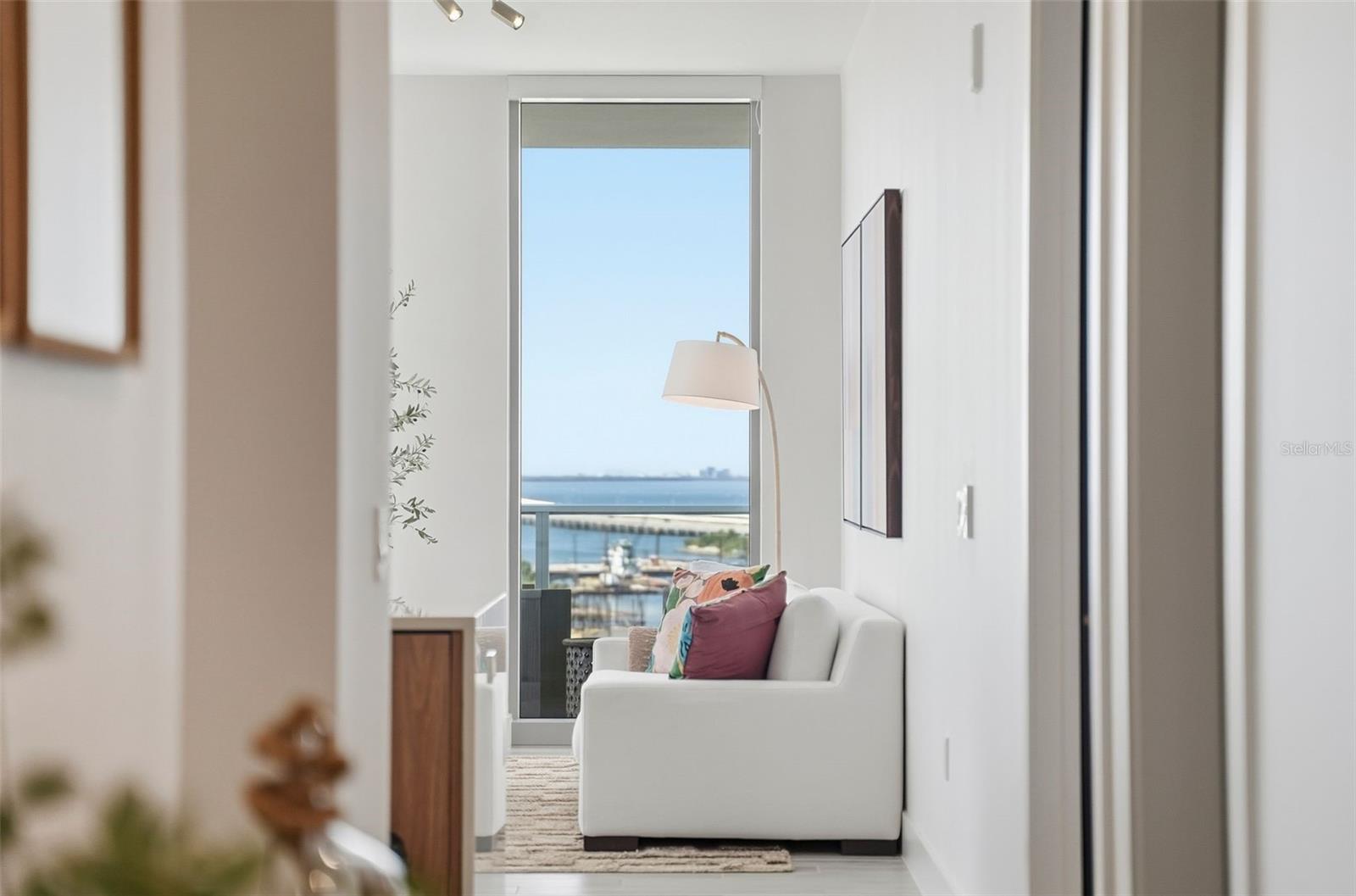 Image 4 of 61 For 5120 Marina Way 7703