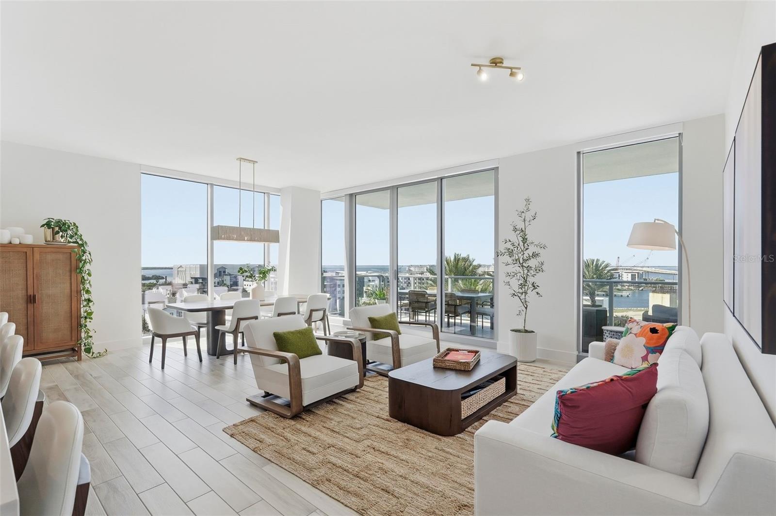 Image 5 of 61 For 5120 Marina Way 7703