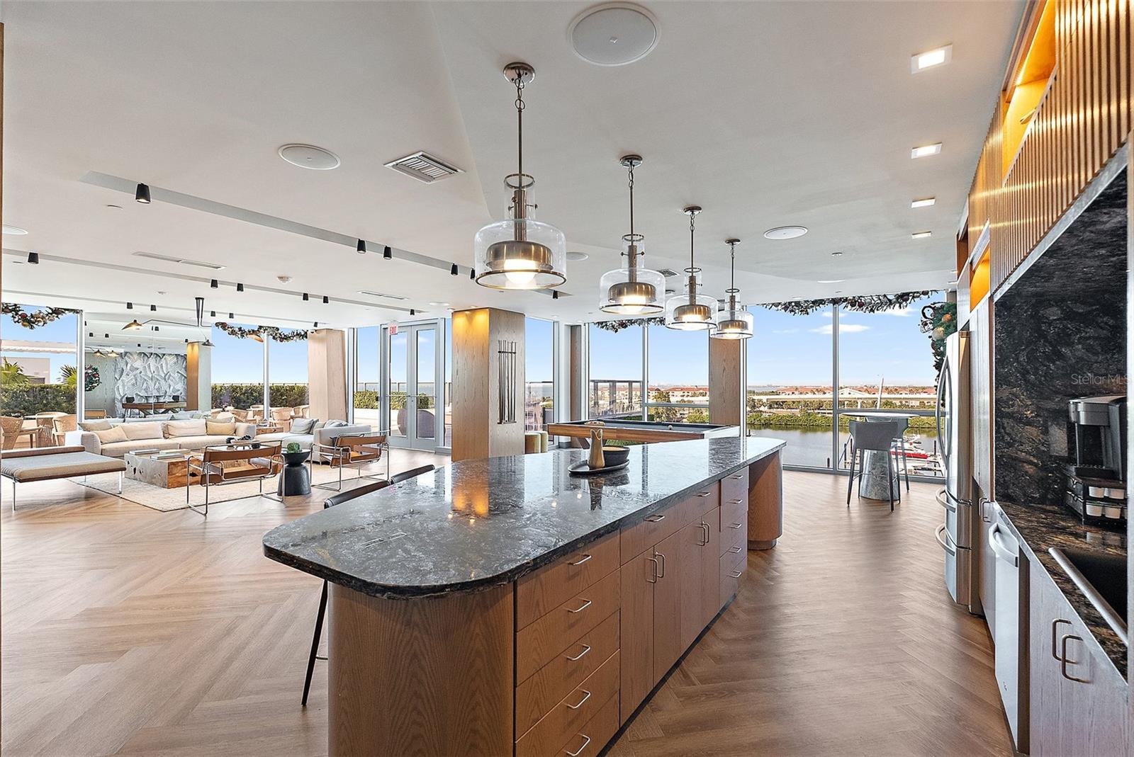 Image 54 of 61 For 5120 Marina Way 7703