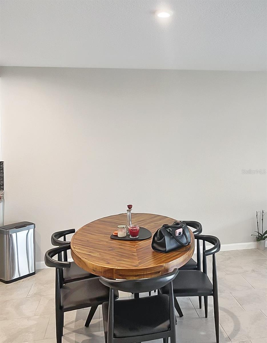 Image 10 of 28 For 17865 Turning Leaf Circle