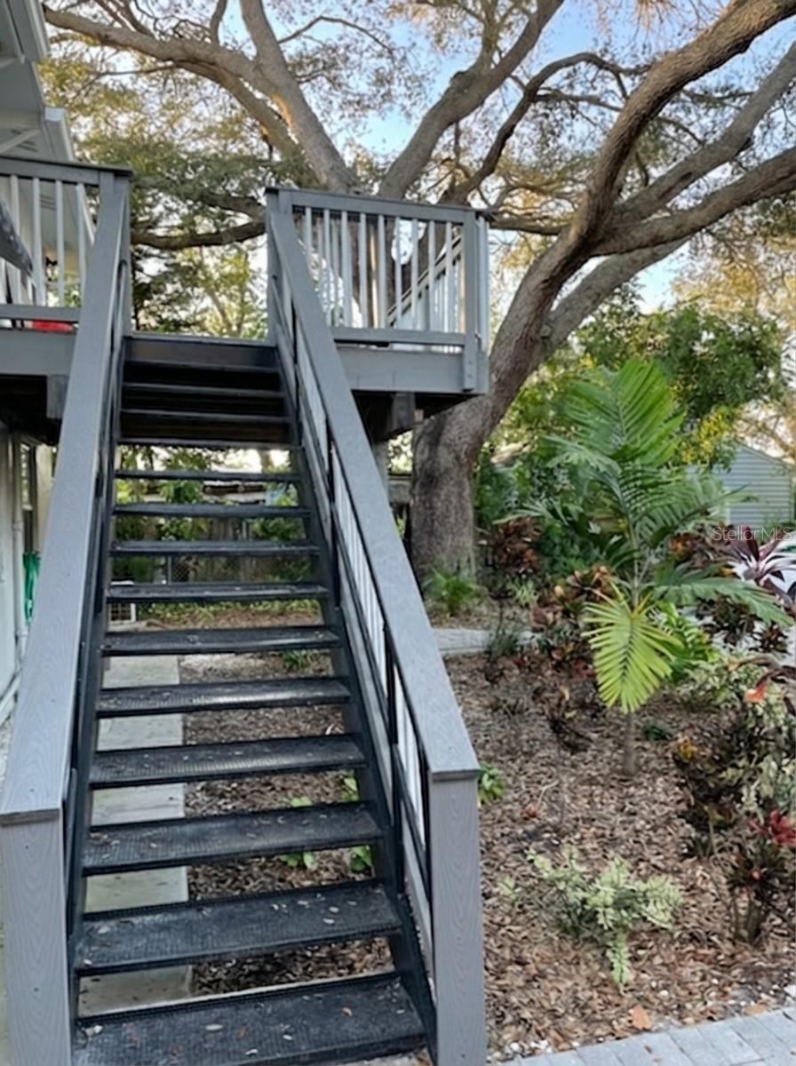 Image 2 of 33 For 3734 Burlington Avenue N 3