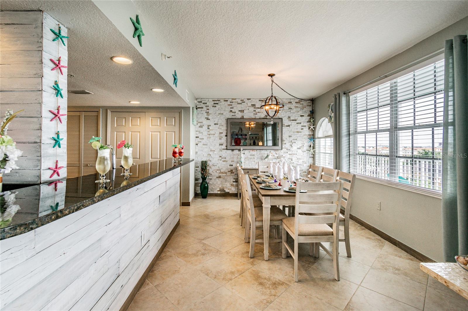 Image 11 of 60 For 445 Hamden Drive 504