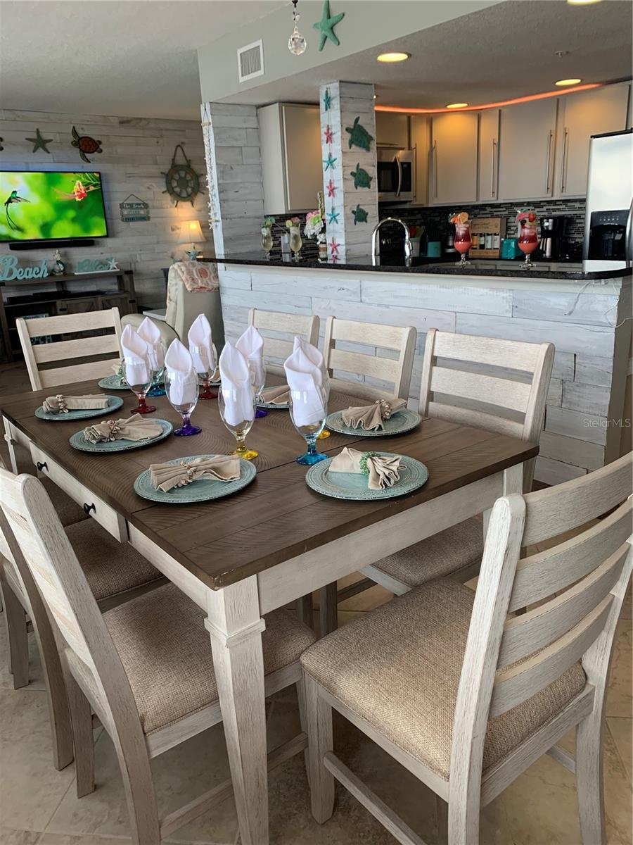 Image 15 of 60 For 445 Hamden Drive 504