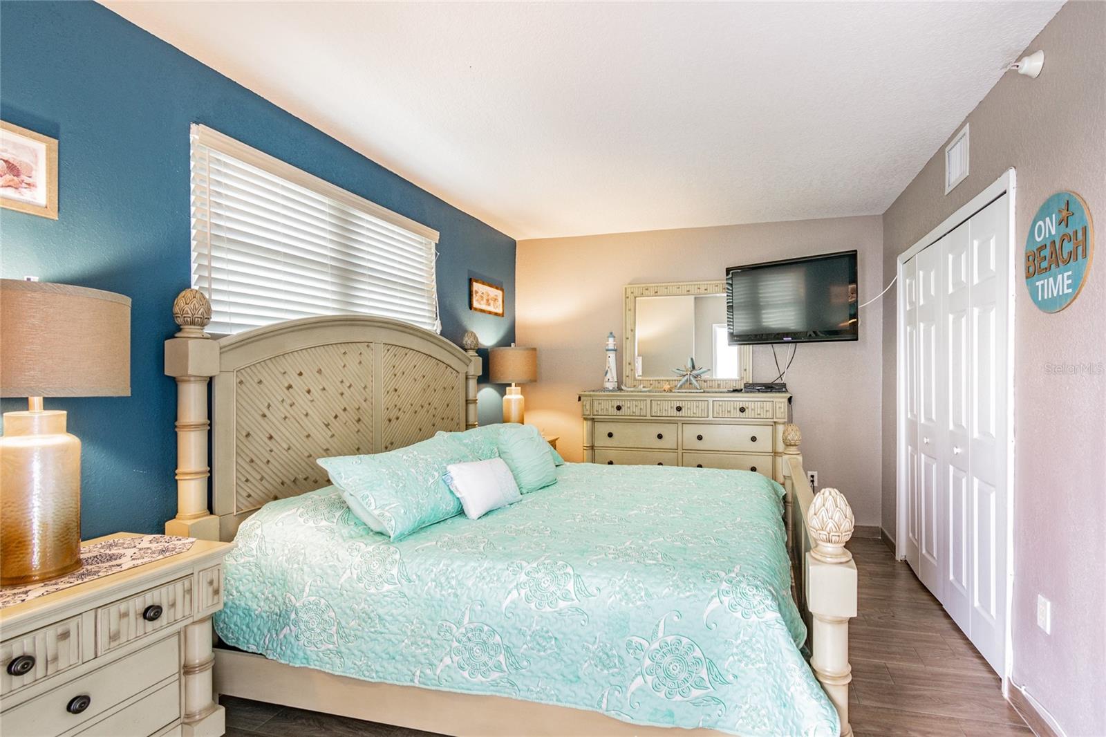 Image 20 of 60 For 445 Hamden Drive 504