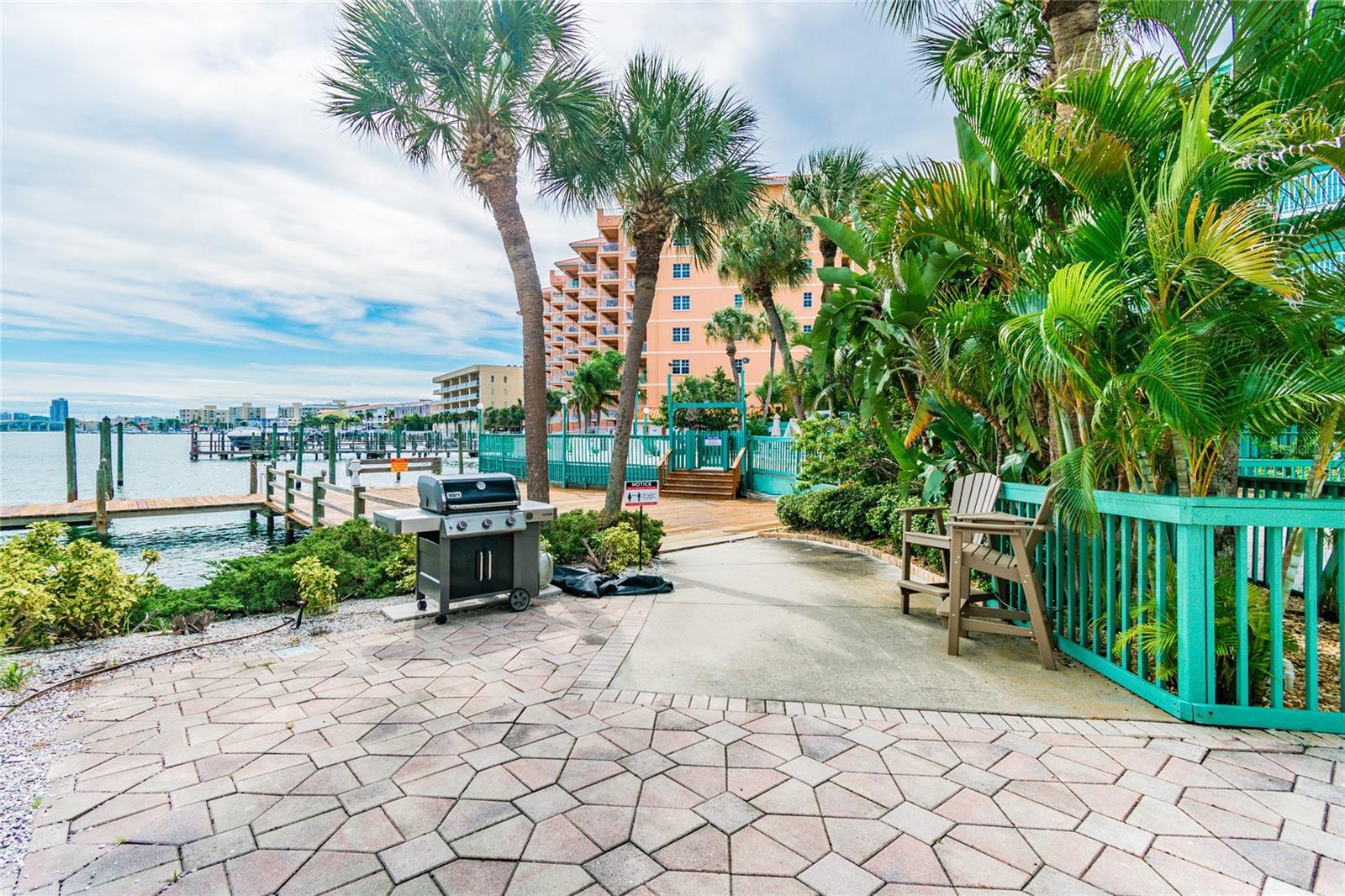 Image 34 of 60 For 445 Hamden Drive 504