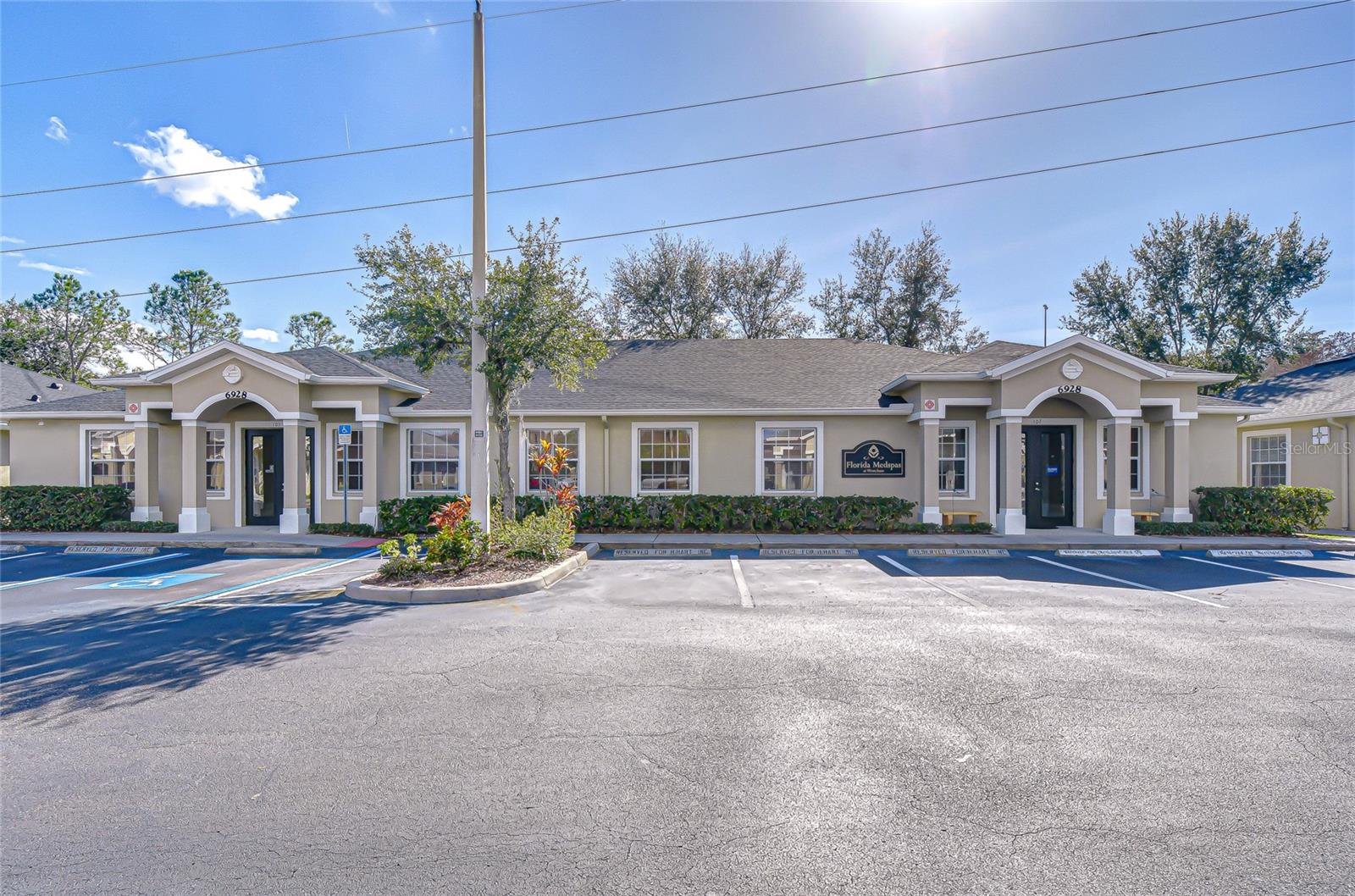 Image 3 of 38 For 6928 Linebaugh Avenue