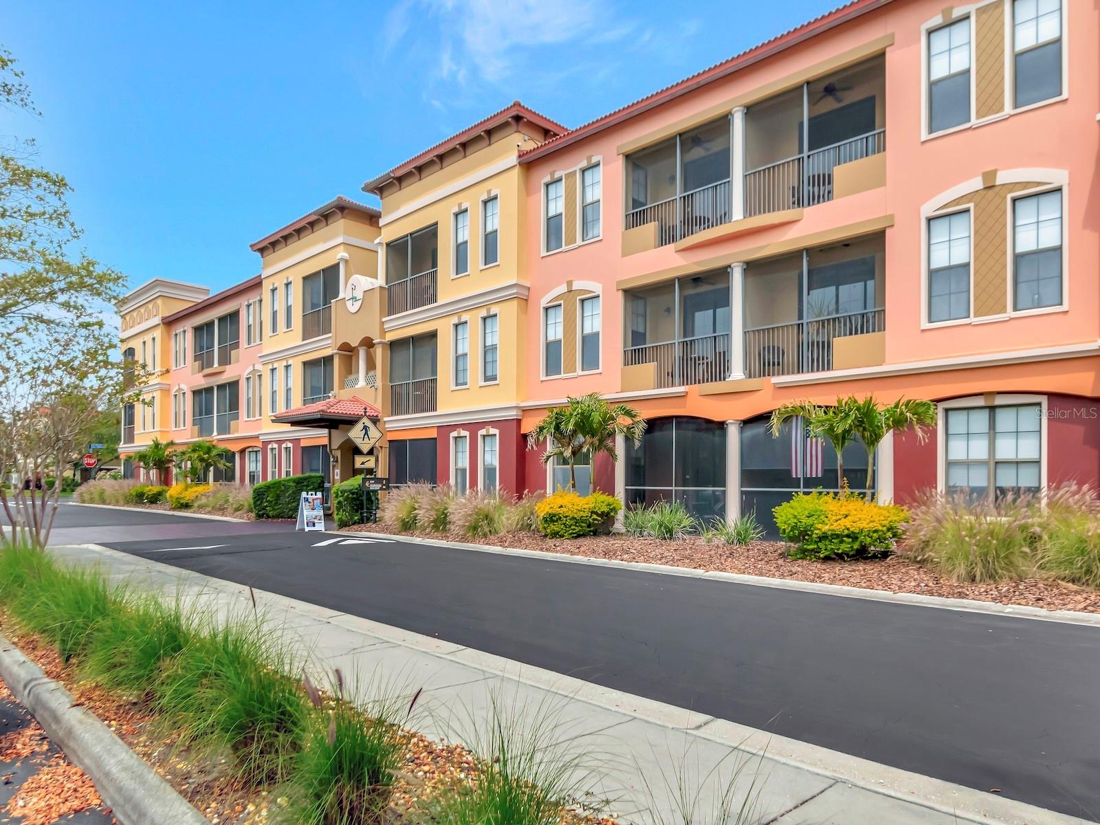 Details for 13941 Clubhouse Drive 103, TAMPA, FL 33618