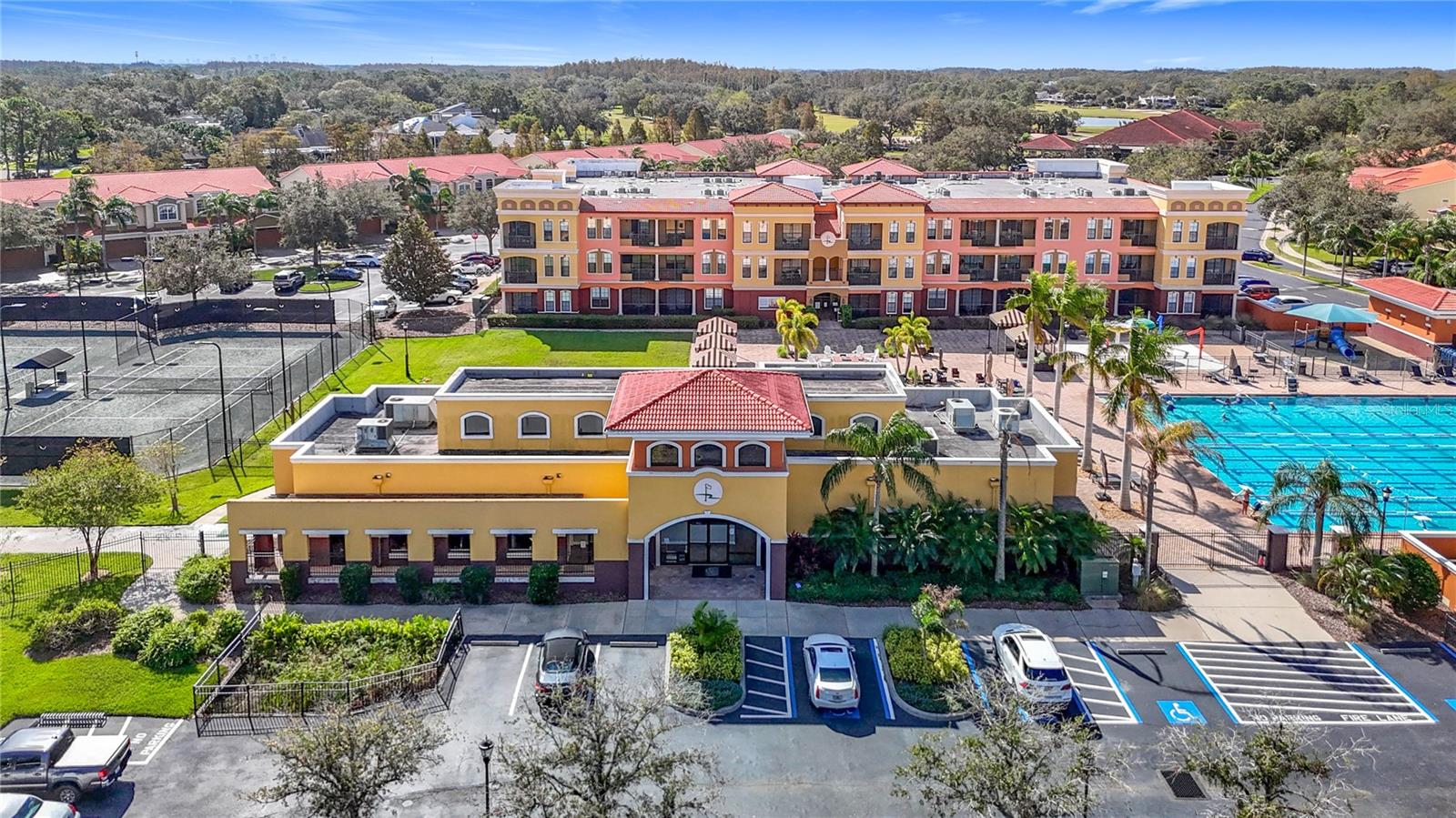 Image 38 of 44 For 13941 Clubhouse Drive 103