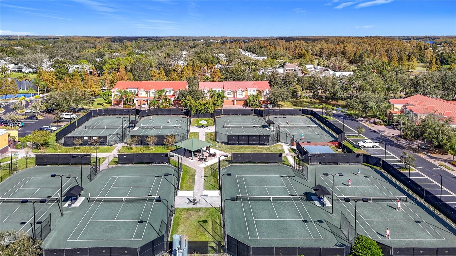 Image 39 of 44 For 13941 Clubhouse Drive 103