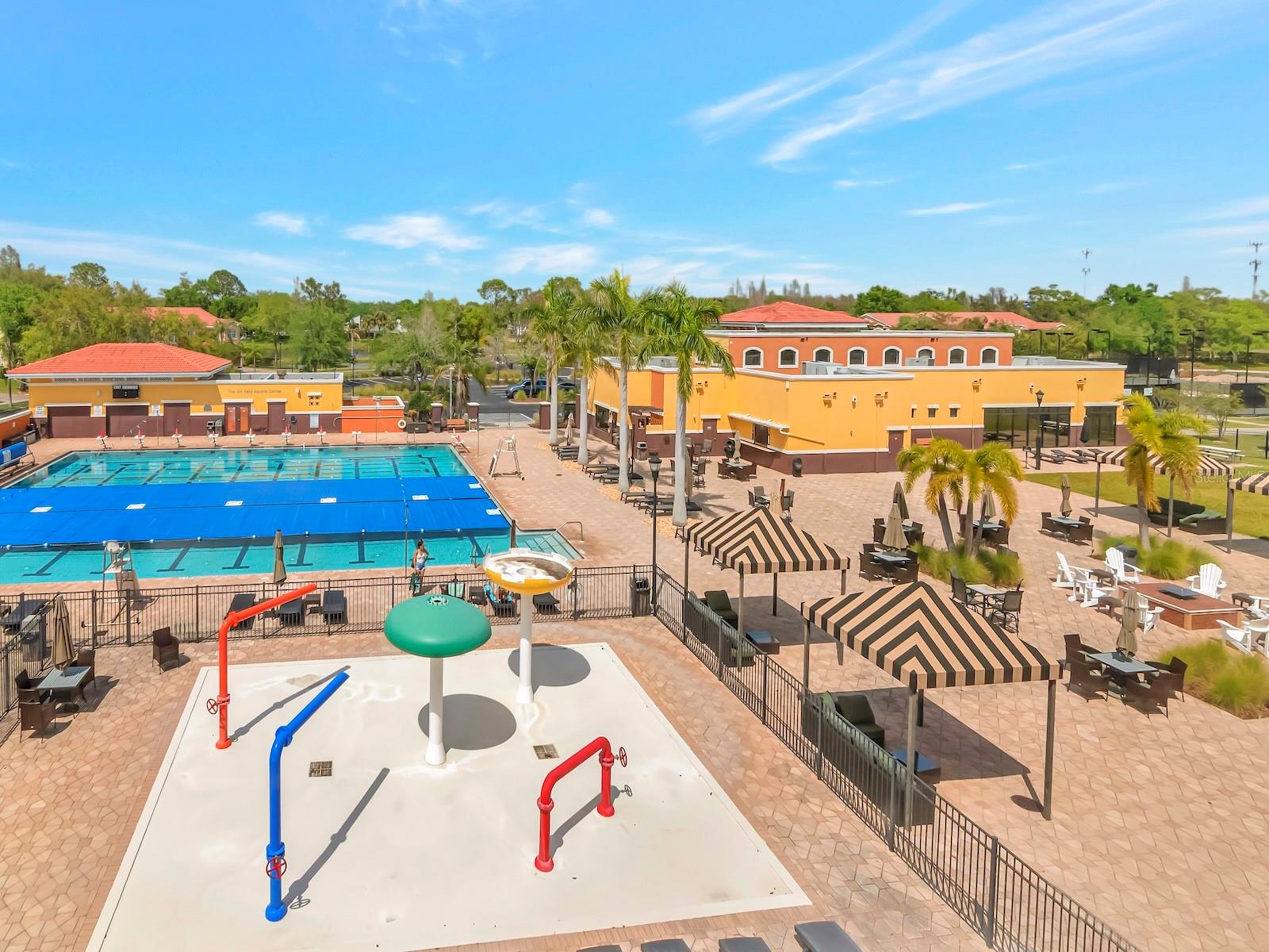 Image 9 of 44 For 13941 Clubhouse Drive 103