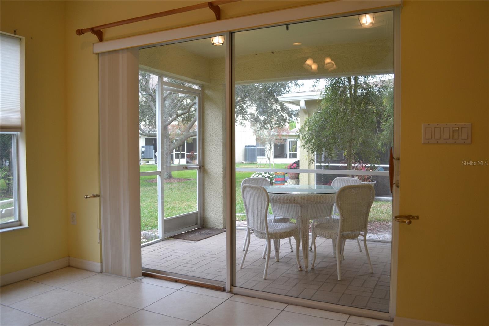 Image 16 of 60 For 11117 Kapok Grand Circle