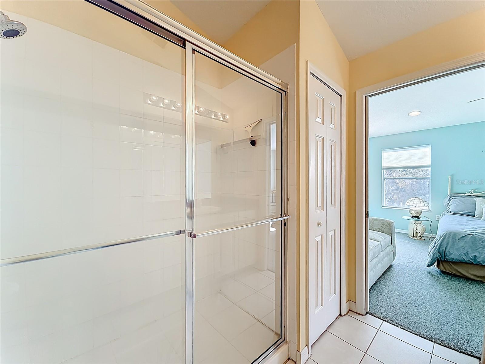 Image 31 of 60 For 11117 Kapok Grand Circle