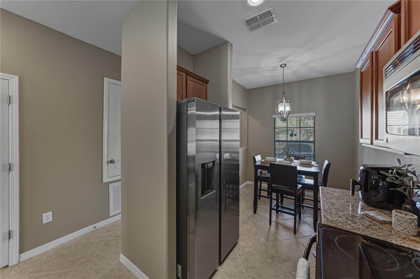 Image 10 of 57 For 8527 Brushleaf Way