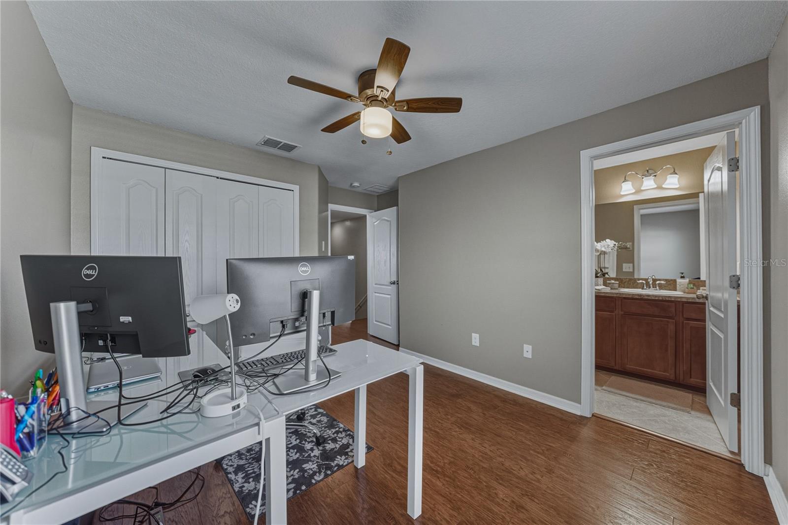 Image 31 of 57 For 8527 Brushleaf Way