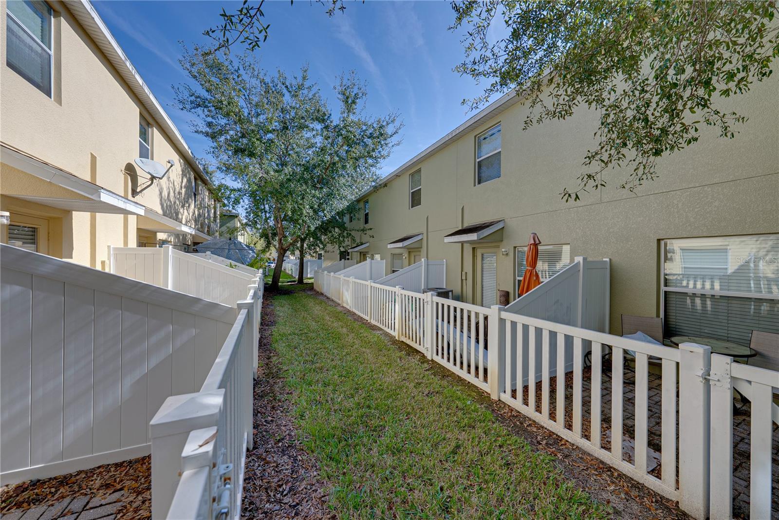 Image 38 of 57 For 8527 Brushleaf Way