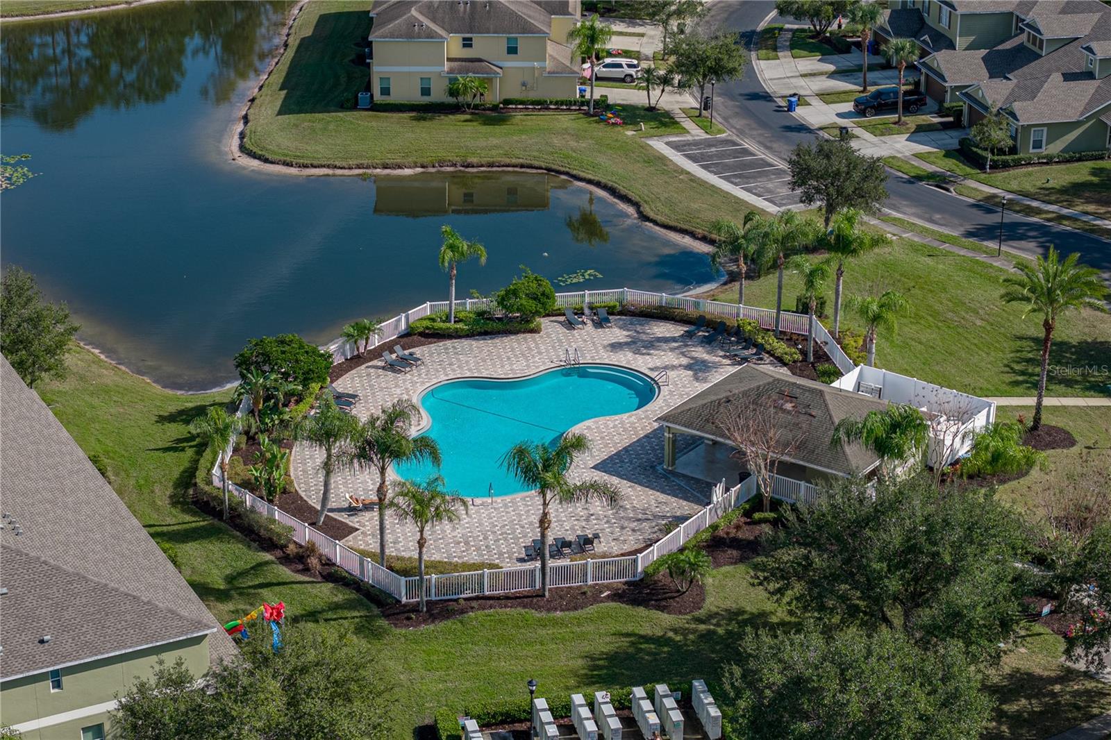 Image 44 of 57 For 8527 Brushleaf Way