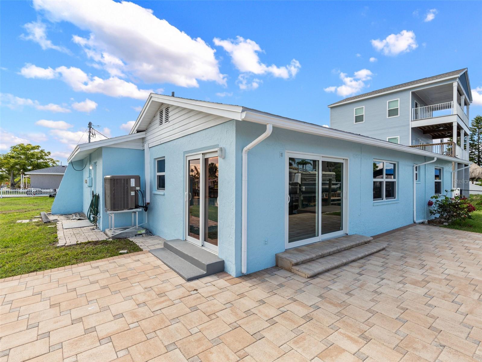 Image 13 of 24 For 13437 Lisa Drive