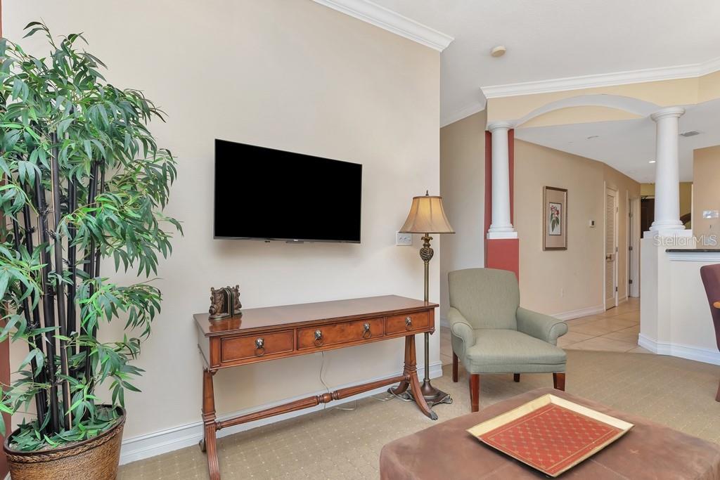 Image 10 of 57 For 13941 Clubhouse Dr 312