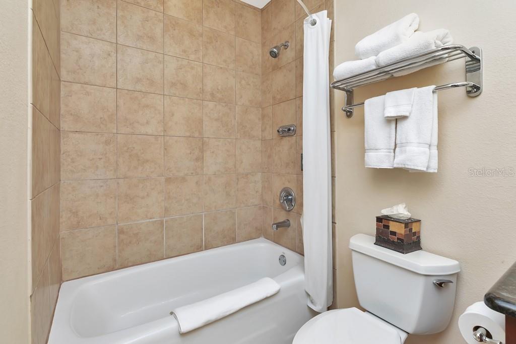 Image 22 of 57 For 13941 Clubhouse Dr 312