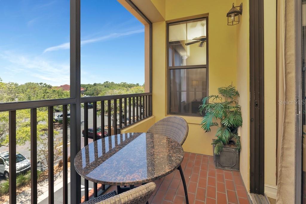 Image 25 of 57 For 13941 Clubhouse Dr 312